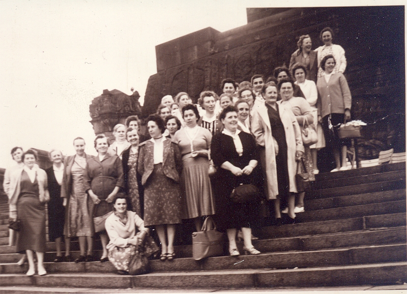 Ausflug des Müttervereins Niederembt (heute kfd) ca. 1964 