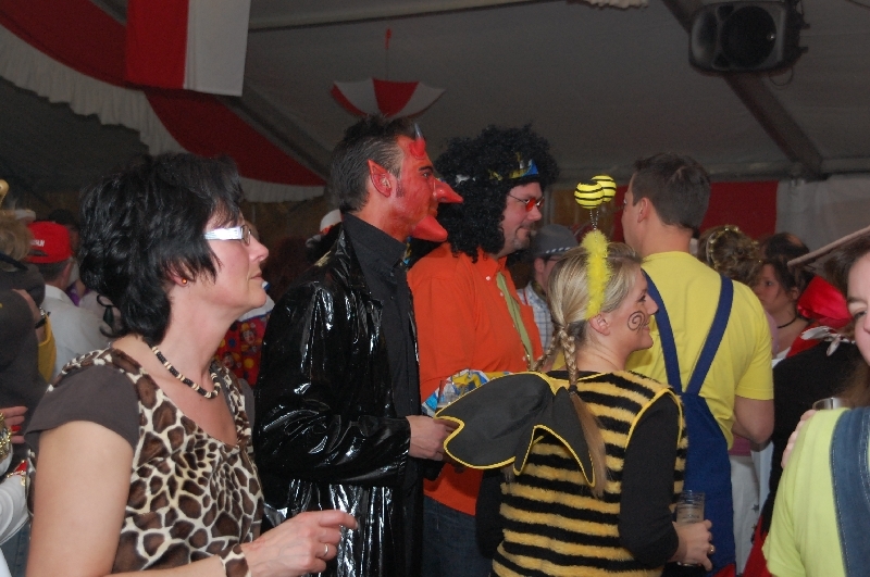 Karneval 2011 in Niederembt